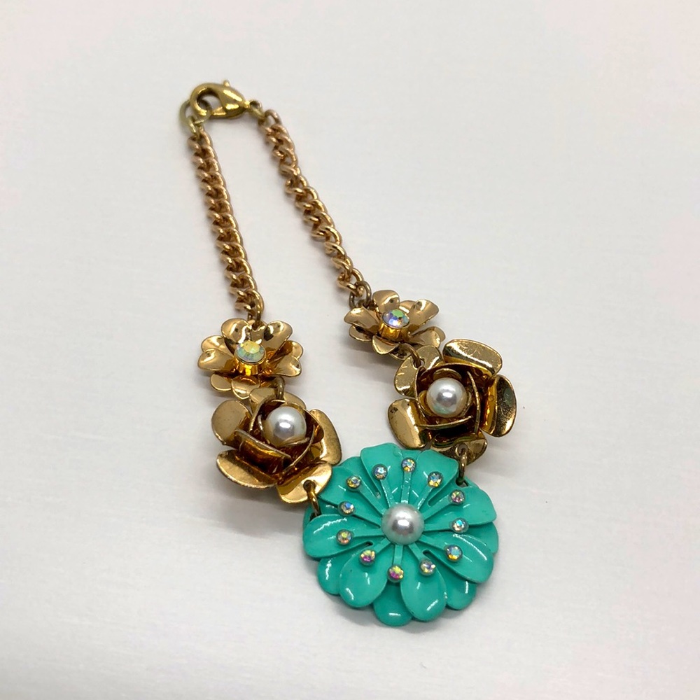 Vintage Bracelet- Flowers